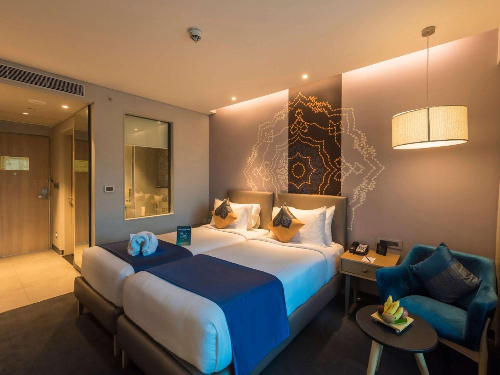 Grand Mercure Mysore - An Accor Brand Extérieur photo Deluxe Room