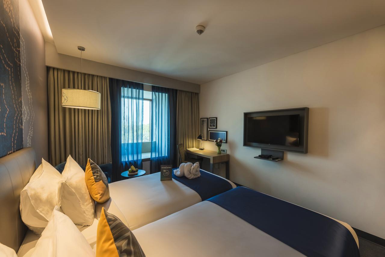 Grand Mercure Mysore - An Accor Brand Extérieur photo Deluxe Room