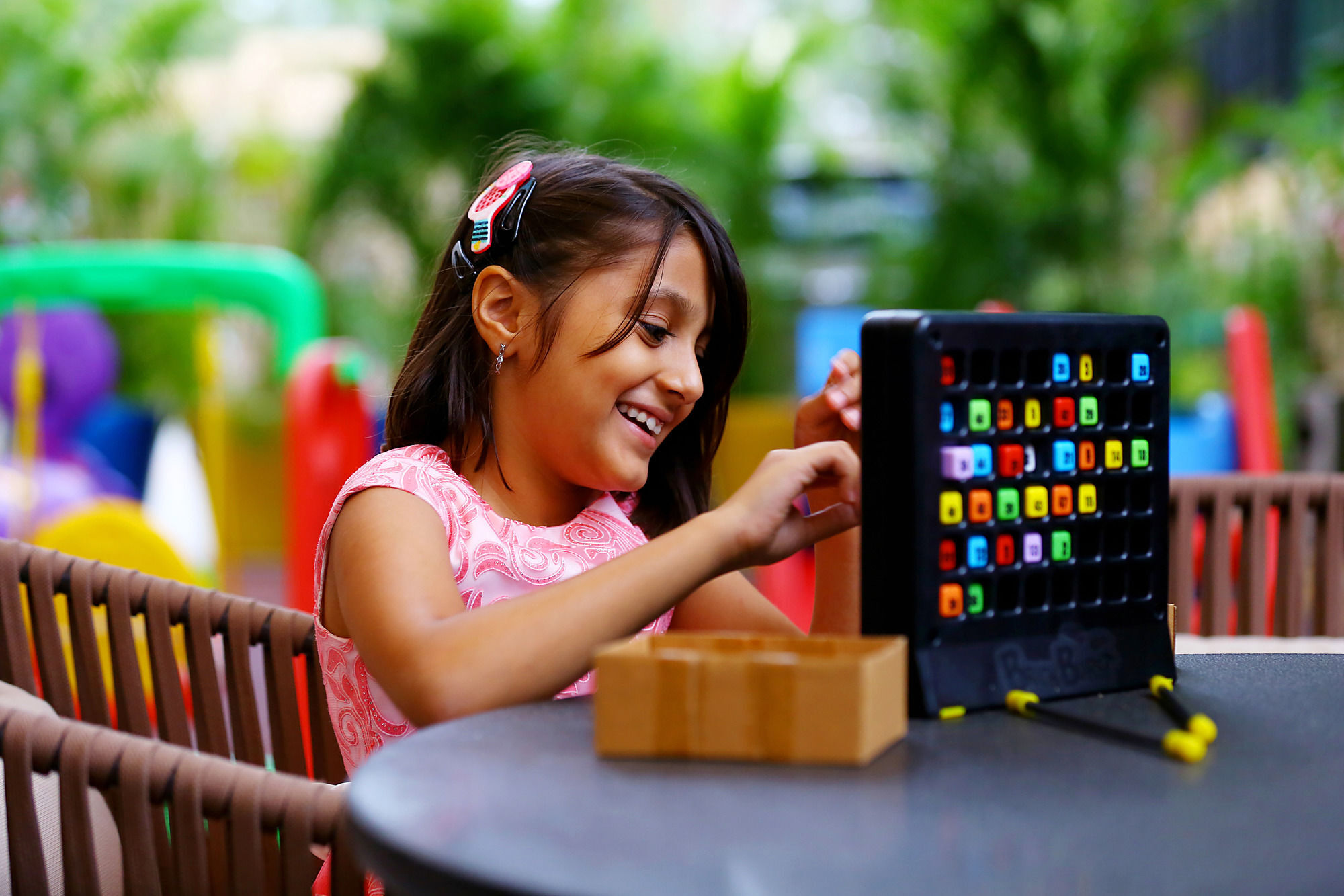 Grand Mercure Mysore - An Accor Brand Extérieur photo A child playing with a tablet